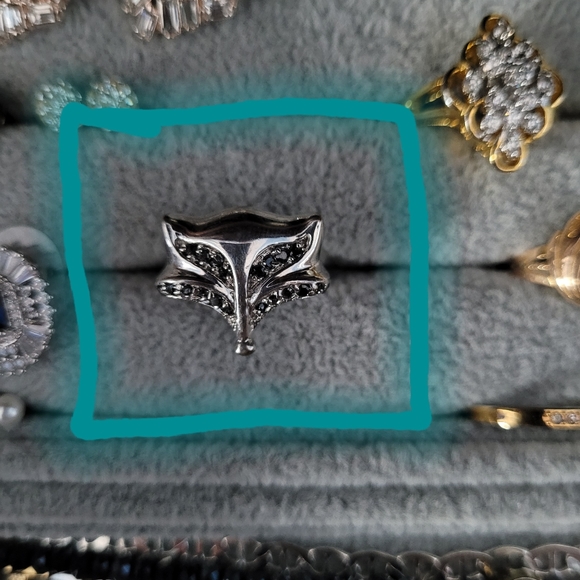 FOX RING ( add to bundle get it for free) - Picture 4 of 6